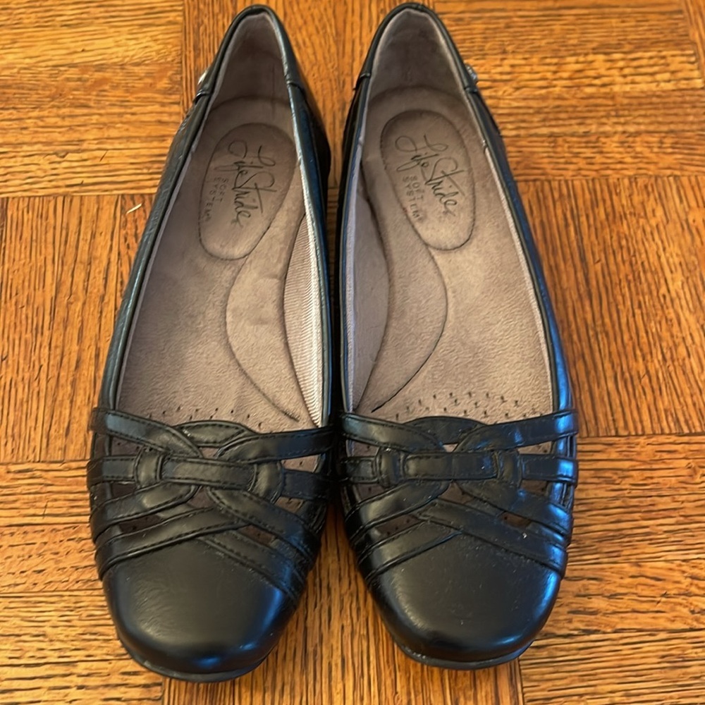 Life Stride soft system  Black Women's Flats size 6 - Picture 2 of 6